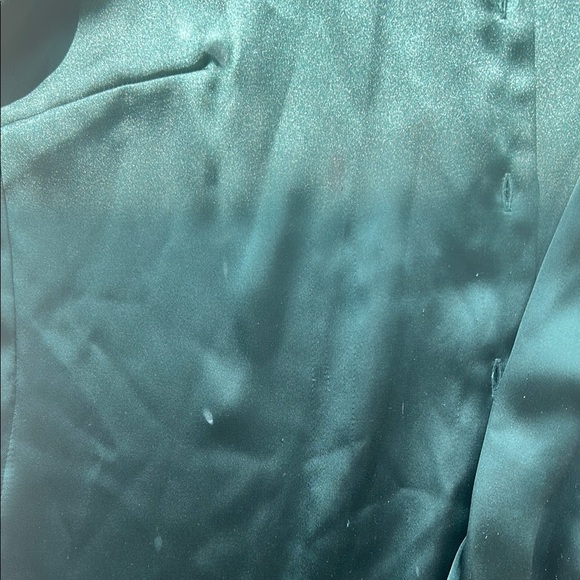 Dynamite Shimmering Green Satin Top - Picture 3 of 3
